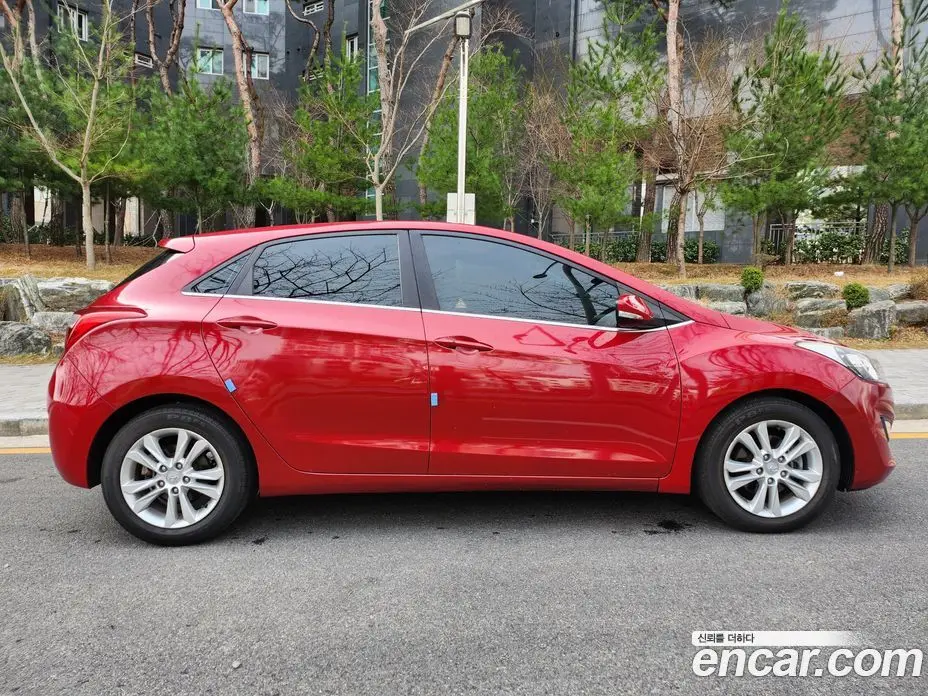 Hyundai i30 2014 1.6 автомат (гидро), фото 7 Hyundai i30 2014 1.6 автомат (гидро), фото 7