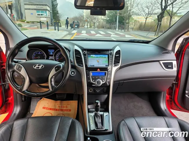 Hyundai i30 2014 1.6 автомат (гидро), миниатюра 9 Hyundai i30 2014 1.6 автомат (гидро), миниатюра 9