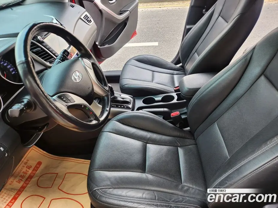 Hyundai i30 2014 1.6 автомат (гидро), фото 10 Hyundai i30 2014 1.6 автомат (гидро), фото 10
