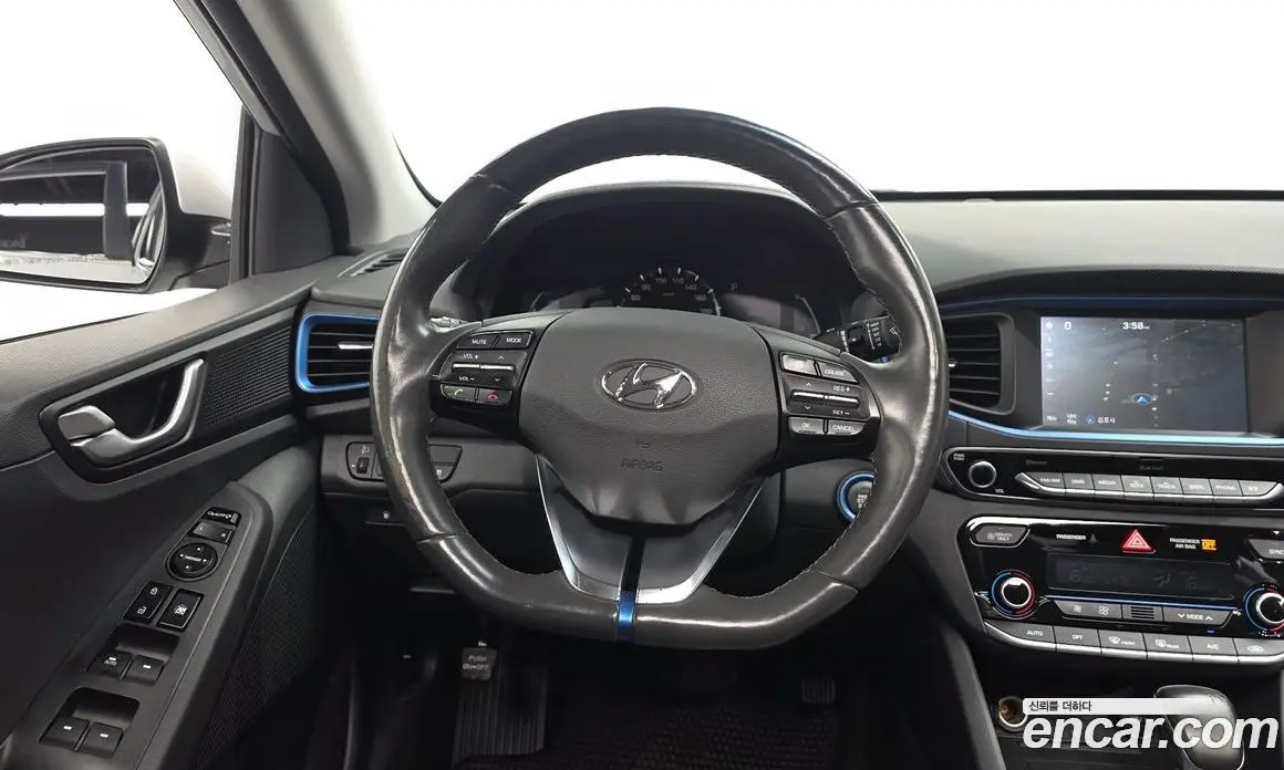 Hyundai Ioniq 2016 1.6 автомат (гидро), фото 17