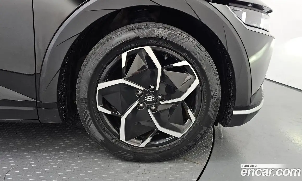 Hyundai Ioniq 5 2021 0.1 автомат (гидро), фото 5