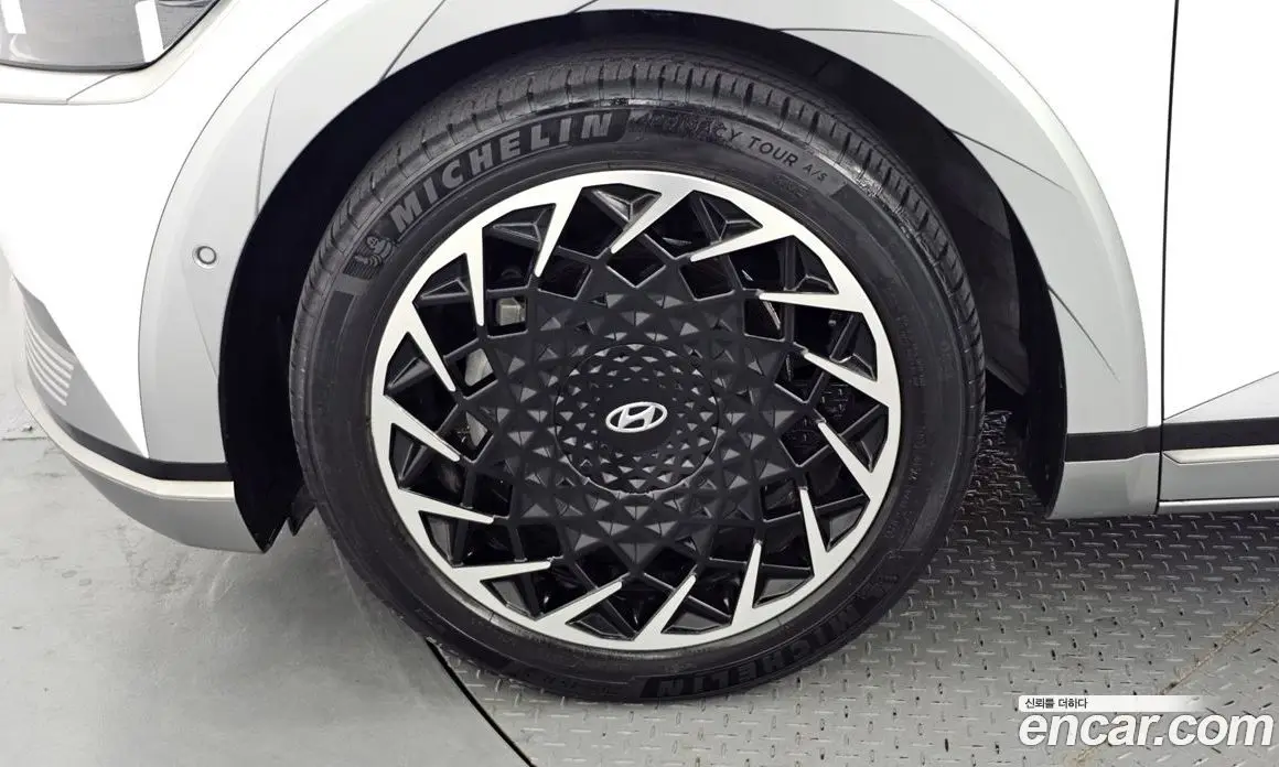 Hyundai Ioniq 5 2022 0.1 автомат (гидро), фото 5