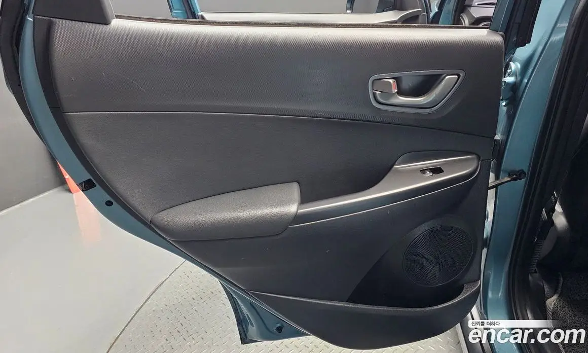 Hyundai Kona 2018 0.2 автомат (гидро), фото 15
