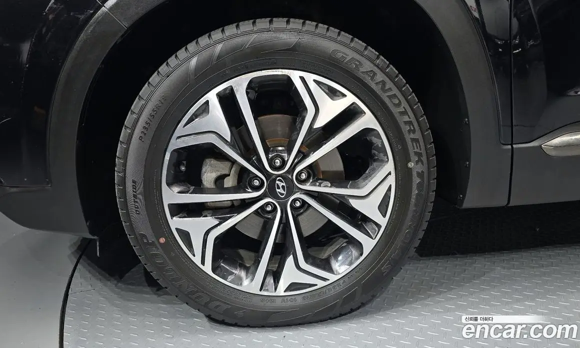 Hyundai Santa Fe 2018 2.0 автомат (гидро), фото 5