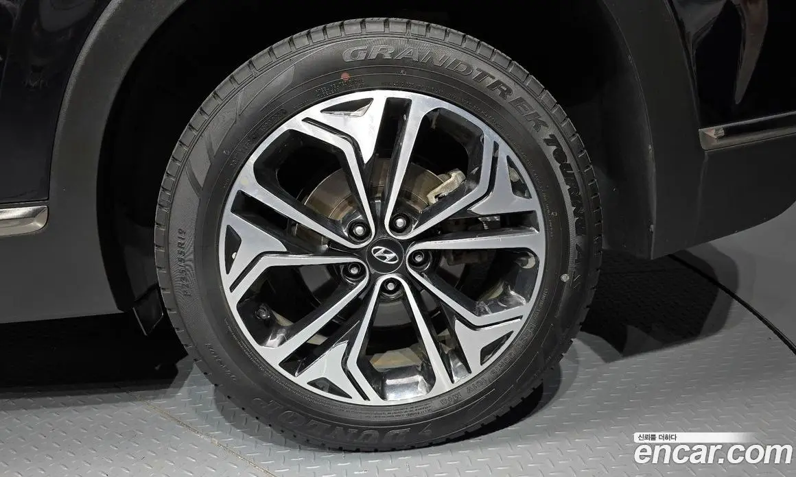 Hyundai Santa Fe 2018 2.0 автомат (гидро), фото 7