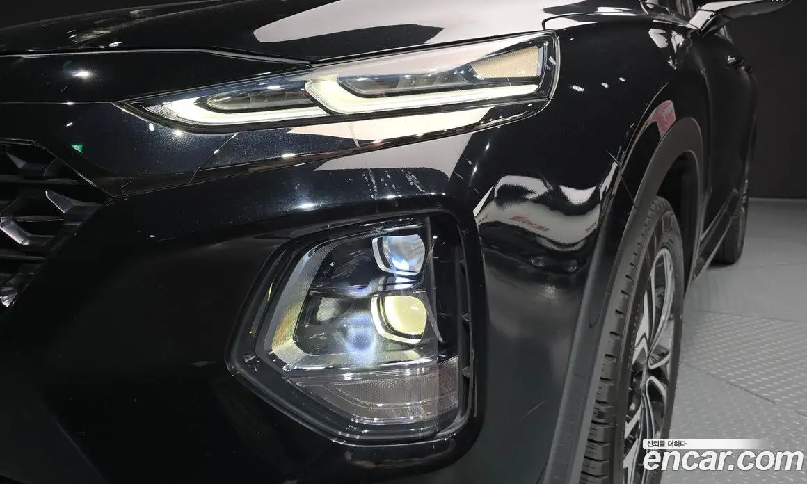 Hyundai Santa Fe 2018 2.0 автомат (гидро), фото 8