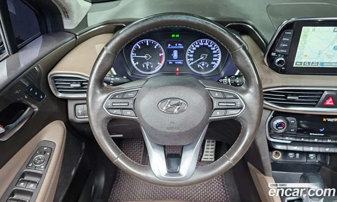 Hyundai Santa Fe 2019 2.0 автомат (гидро), фото 19
