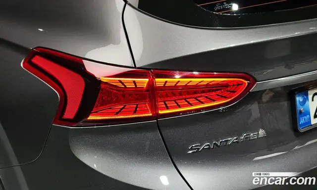 Hyundai Santa Fe 2019 2.0 автомат (гидро), миниатюра 9