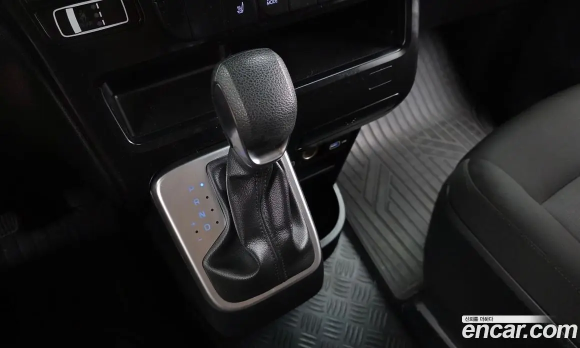 Hyundai Staria 2022 2.2 автомат (гидро), фото 12 Hyundai Staria 2022 2.2 автомат (гидро), фото 12