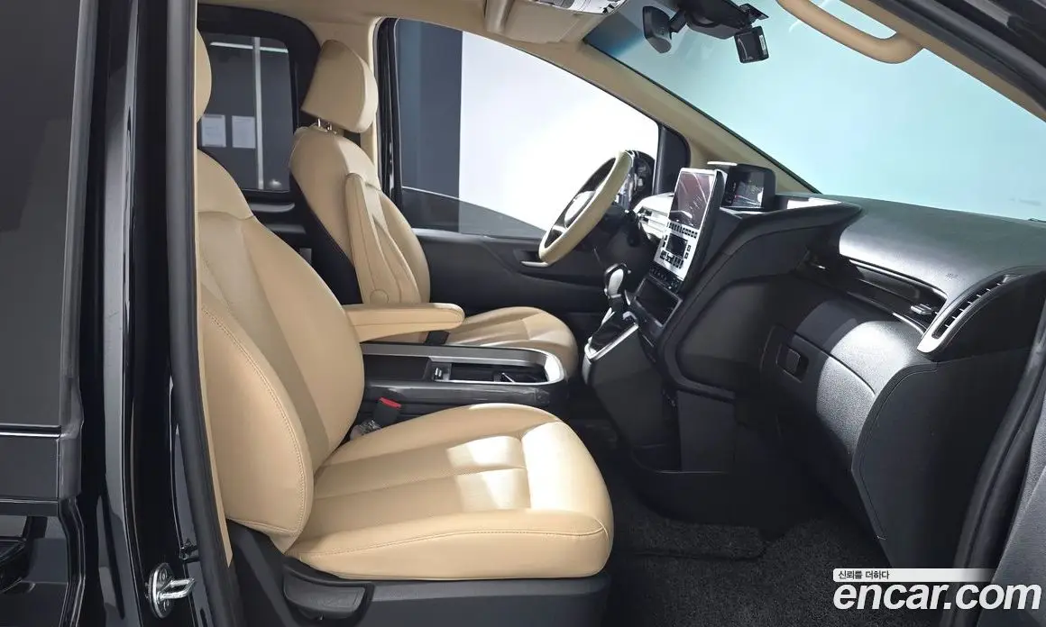 Hyundai Staria 2023 2.2 автомат (гидро), фото 16 Hyundai Staria 2023 2.2 автомат (гидро), фото 16