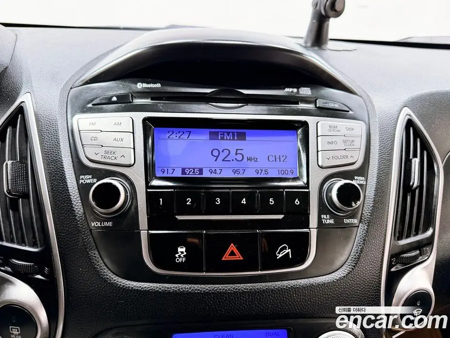 Hyundai Tucson 2009 2.0 автомат (гидро), фото 14