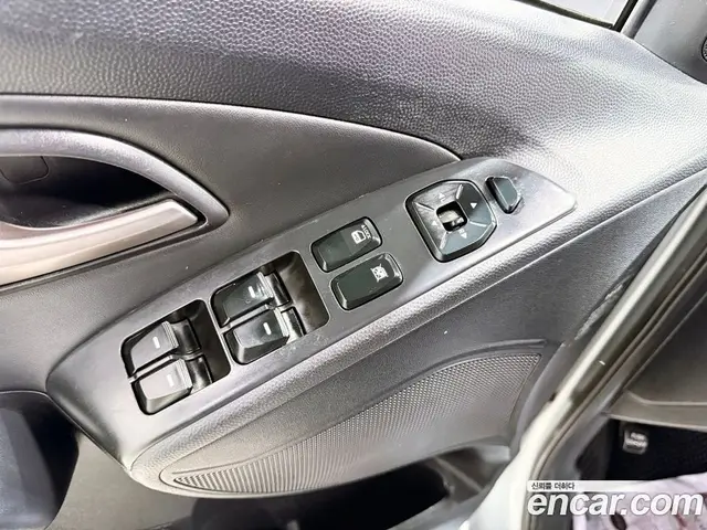 Hyundai Tucson 2009 2.0 автомат (гидро), миниатюра 9