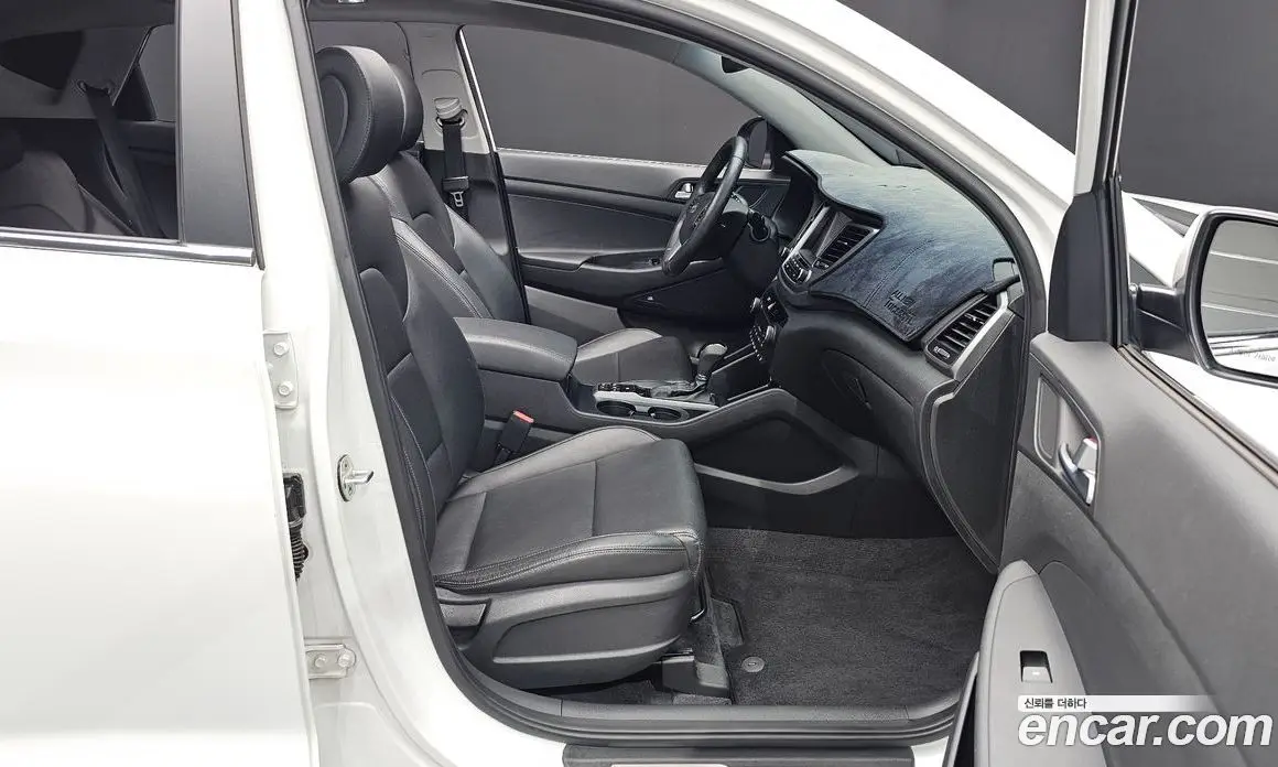 Hyundai Tucson 2017 1.7 автомат (гидро), фото 16
