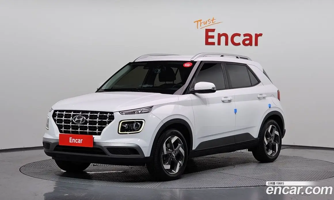 Hyundai Venue 2022 1.6 автомат (гидро), фото 1 Hyundai Venue 2022 1.6 автомат (гидро), фото 1