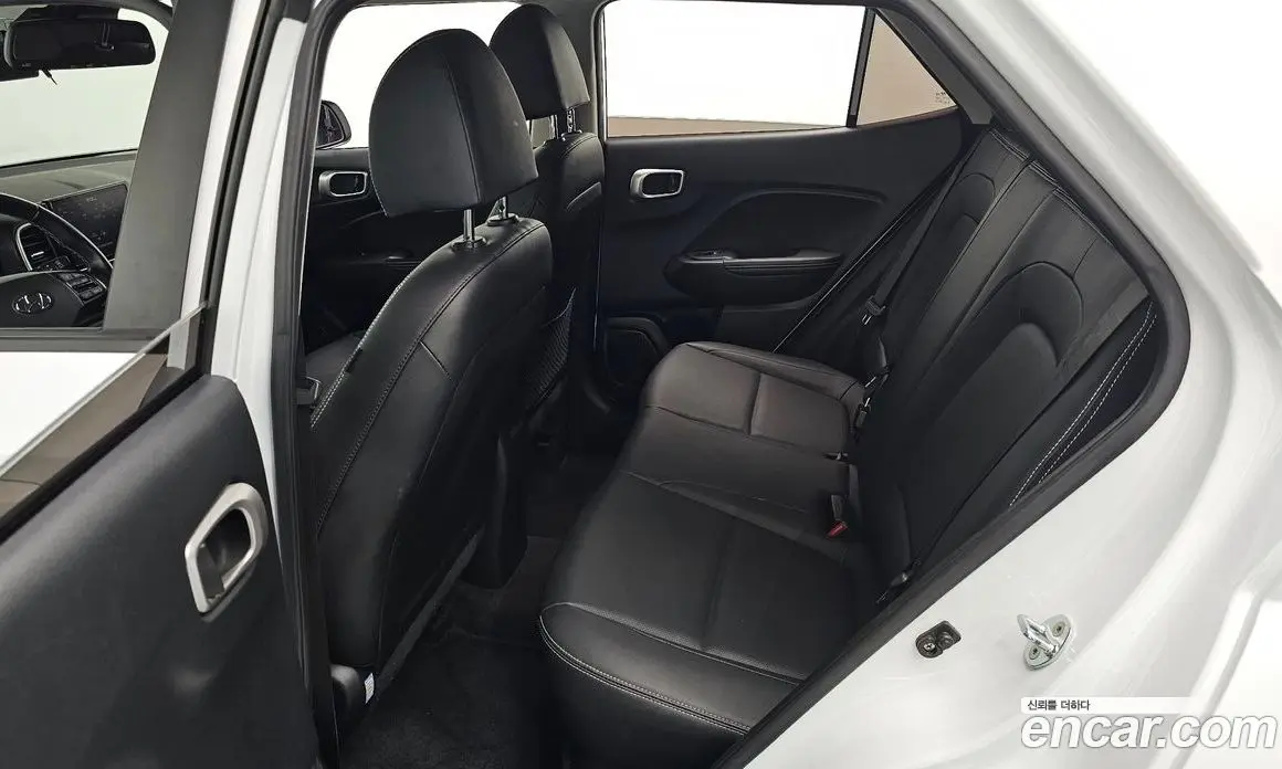 Hyundai Venue 2022 1.6 автомат (гидро), фото 17 Hyundai Venue 2022 1.6 автомат (гидро), фото 17