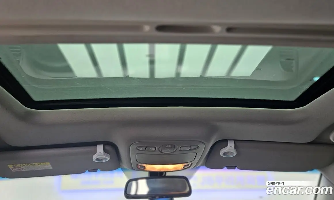 Kia Carnival 2012 2.2 автомат (гидро), фото 16 Kia Carnival 2012 2.2 автомат (гидро), фото 16