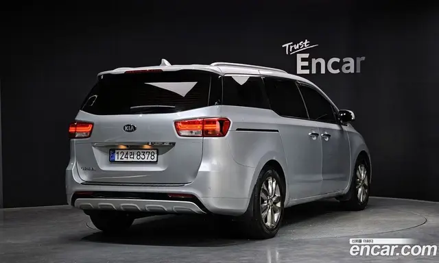 Kia Carnival 2017 3.3 автомат (гидро), миниатюра 2 Kia Carnival 2017 3.3 автомат (гидро), миниатюра 2