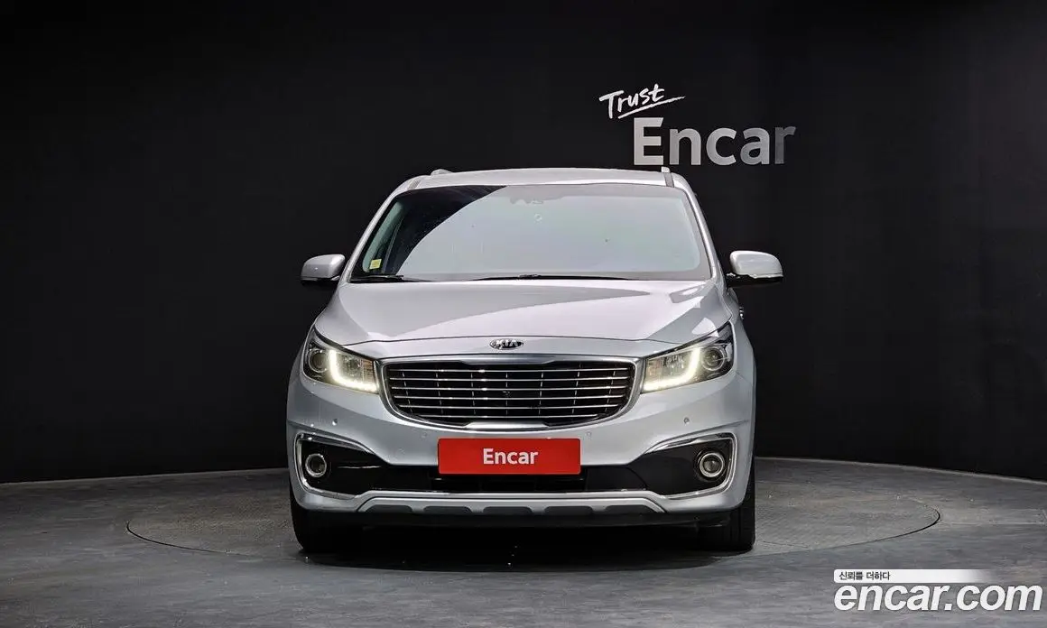 Kia Carnival 2017 3.3 автомат (гидро), фото 3 Kia Carnival 2017 3.3 автомат (гидро), фото 3
