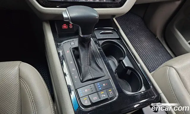 Kia Carnival 2017 3.3 автомат (гидро), миниатюра 9 Kia Carnival 2017 3.3 автомат (гидро), миниатюра 9