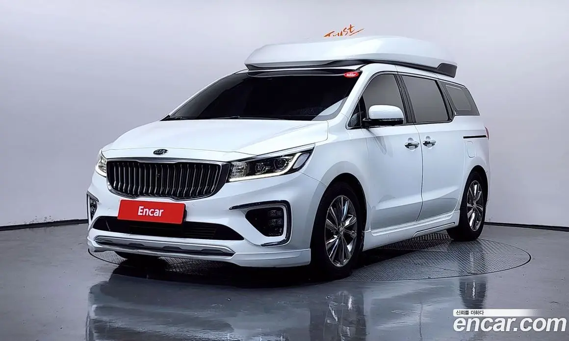 Kia Carnival 2018 2.2 автомат (гидро), фото 1 Kia Carnival 2018 2.2 автомат (гидро), фото 1
