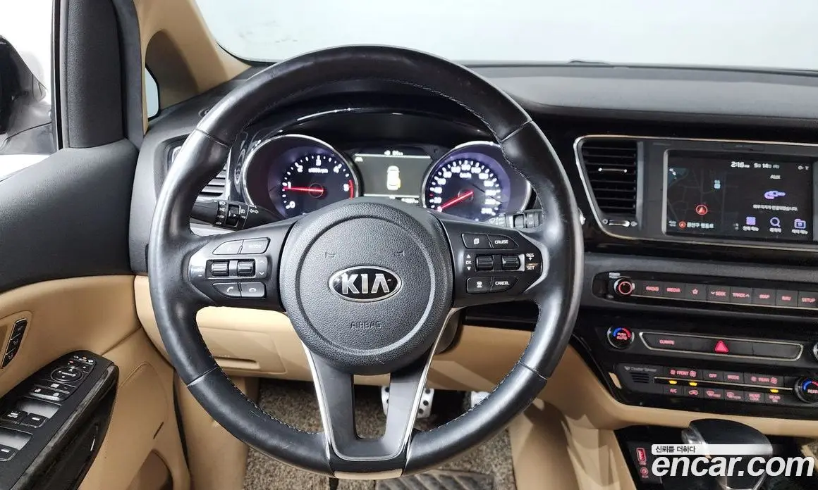 Kia Carnival 2018 2.2 автомат (гидро), фото 13 Kia Carnival 2018 2.2 автомат (гидро), фото 13