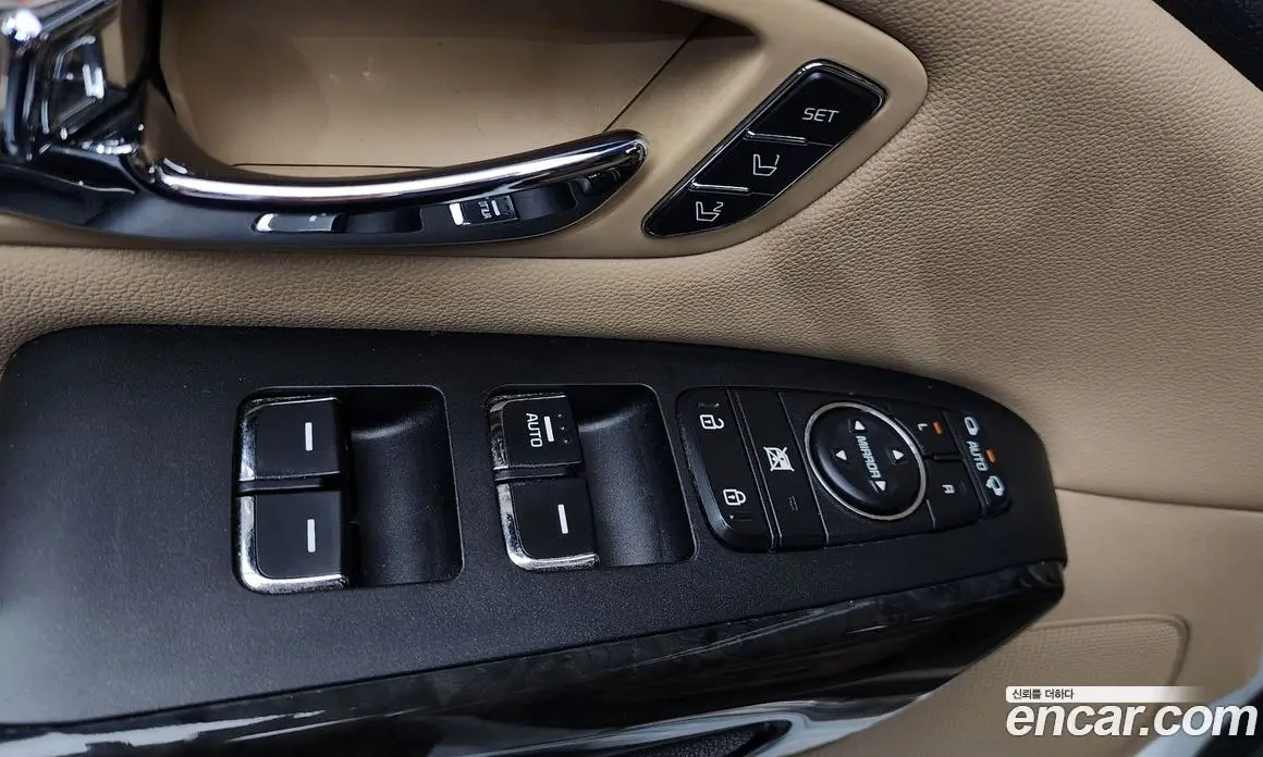 Kia Carnival 2018 2.2 автомат (гидро), фото 19 Kia Carnival 2018 2.2 автомат (гидро), фото 19