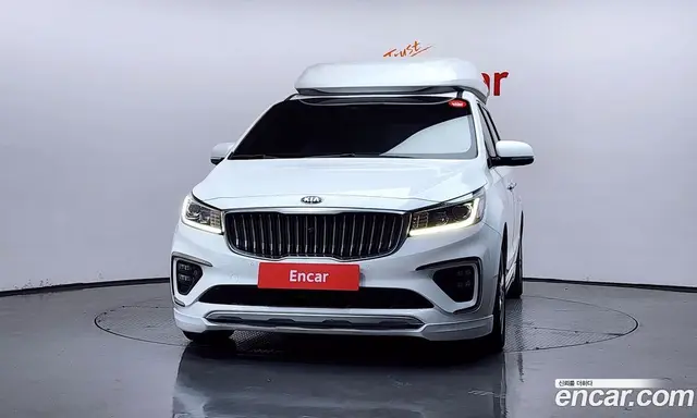 Kia Carnival 2018 2.2 автомат (гидро), миниатюра 3 Kia Carnival 2018 2.2 автомат (гидро), миниатюра 3