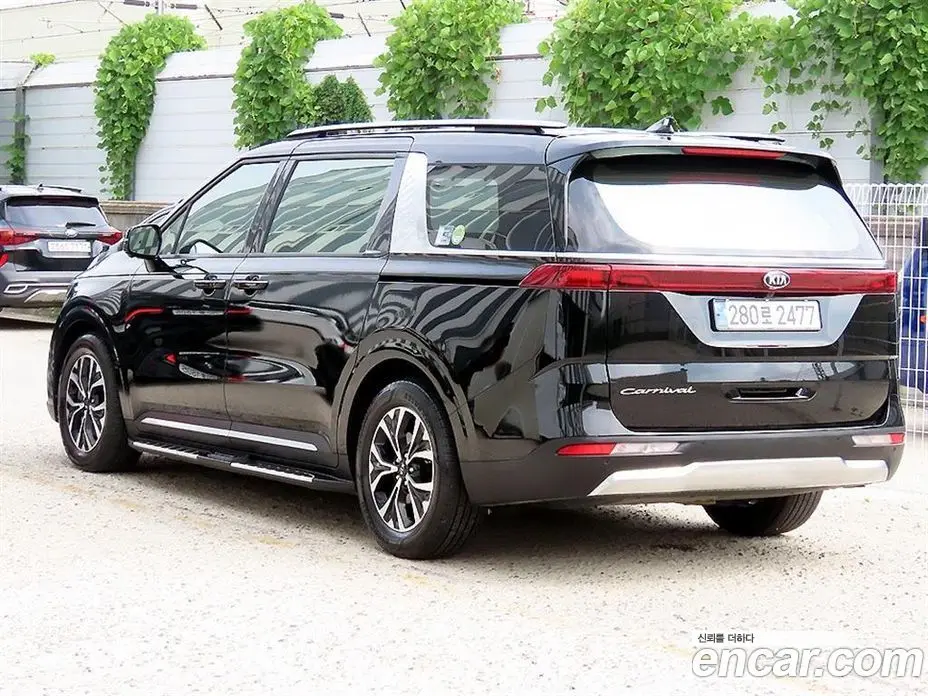 Kia Carnival 2021 2.2 автомат (гидро), фото 3
