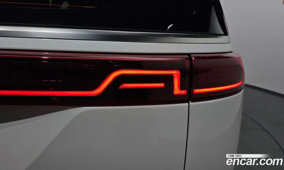 Kia Carnival 2022 2.2 автомат (гидро), фото 8 Kia Carnival 2022 2.2 автомат (гидро), фото 8