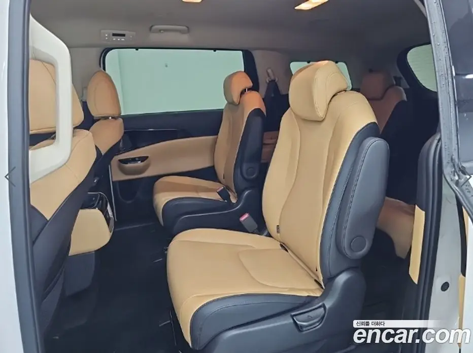 Kia Carnival 2023 2.2 автомат (гидро), фото 12