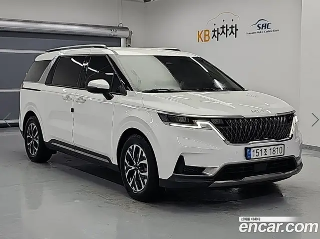 Kia Carnival 2023 2.2 автомат (гидро), миниатюра 4
