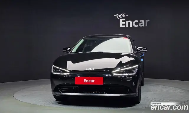 Kia EV6 2023 0.1 автомат (гидро), миниатюра 3