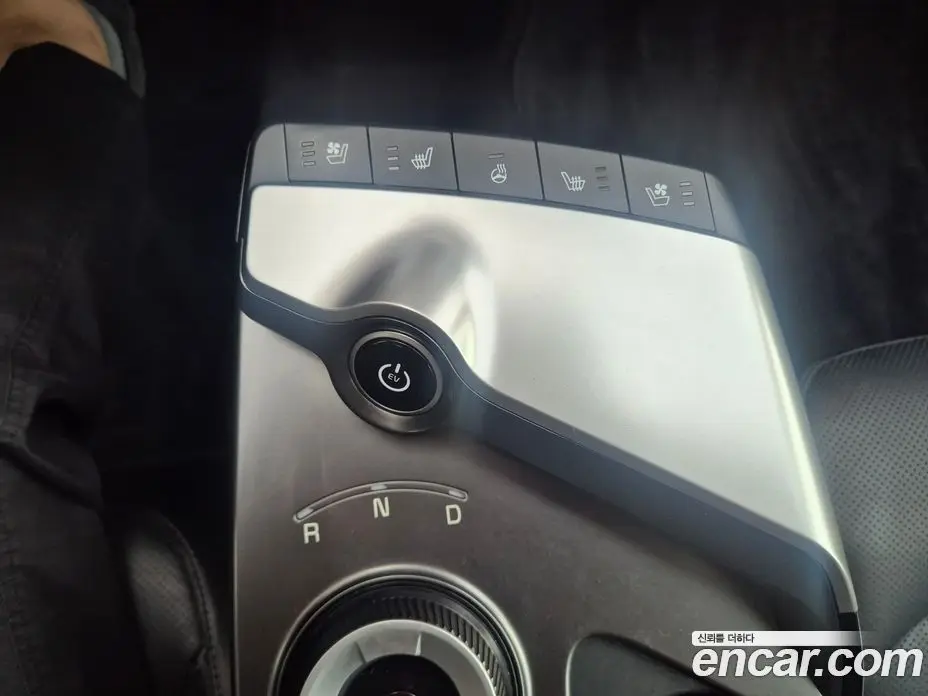 Kia EV6 2023 0.1 автомат (гидро), фото 14 Kia EV6 2023 0.1 автомат (гидро), фото 14