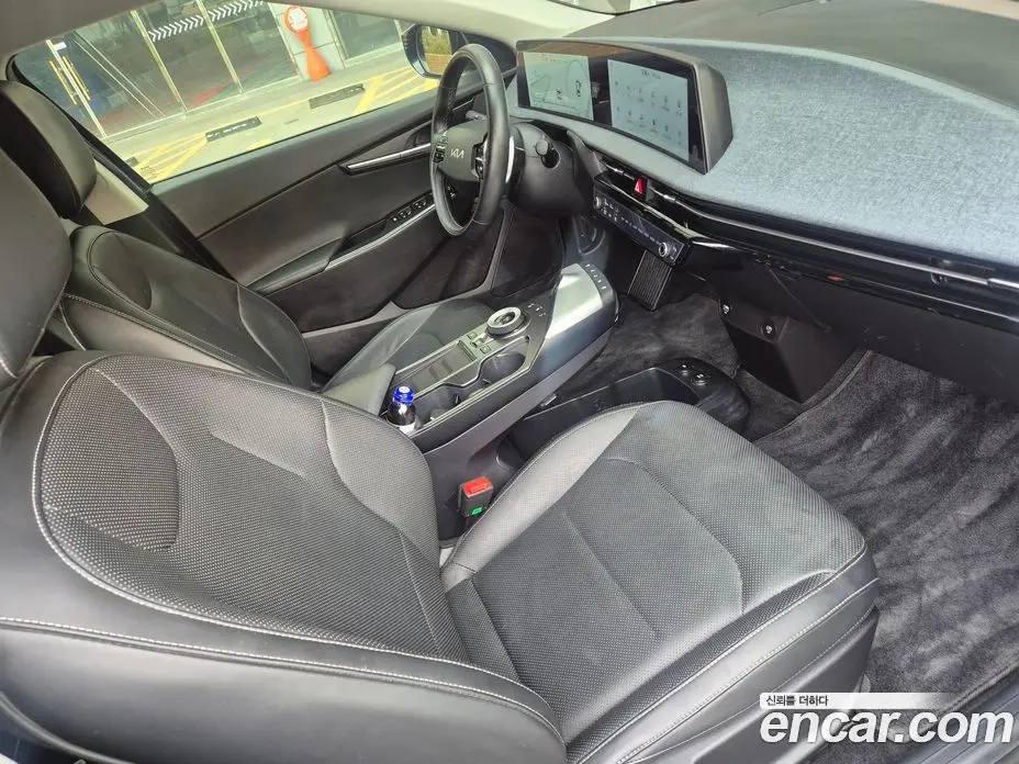 Kia EV6 2023 0.1 автомат (гидро), фото 7 Kia EV6 2023 0.1 автомат (гидро), фото 7