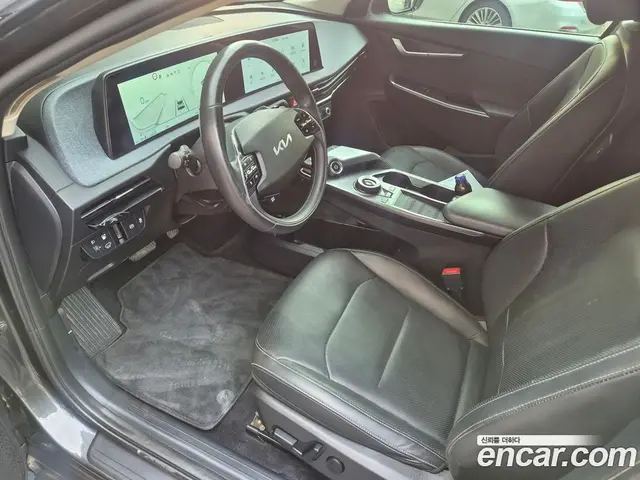 Kia EV6 2023 0.1 автомат (гидро), миниатюра 8 Kia EV6 2023 0.1 автомат (гидро), миниатюра 8