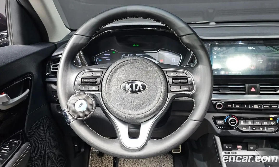 Kia Niro 2019 1.6 автомат (гидро), фото 19