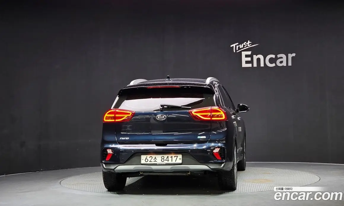 Kia Niro 2019 1.6 автомат (гидро), фото 4