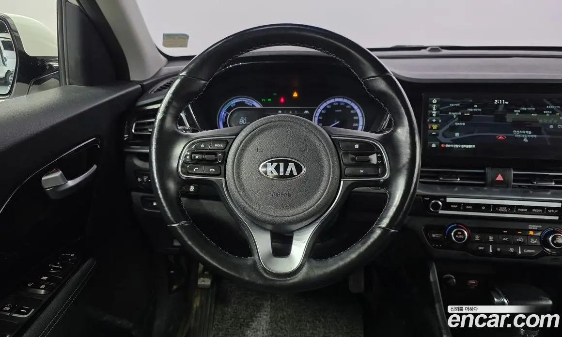 Kia Niro 2019 1.6 автомат (гидро), фото 13
