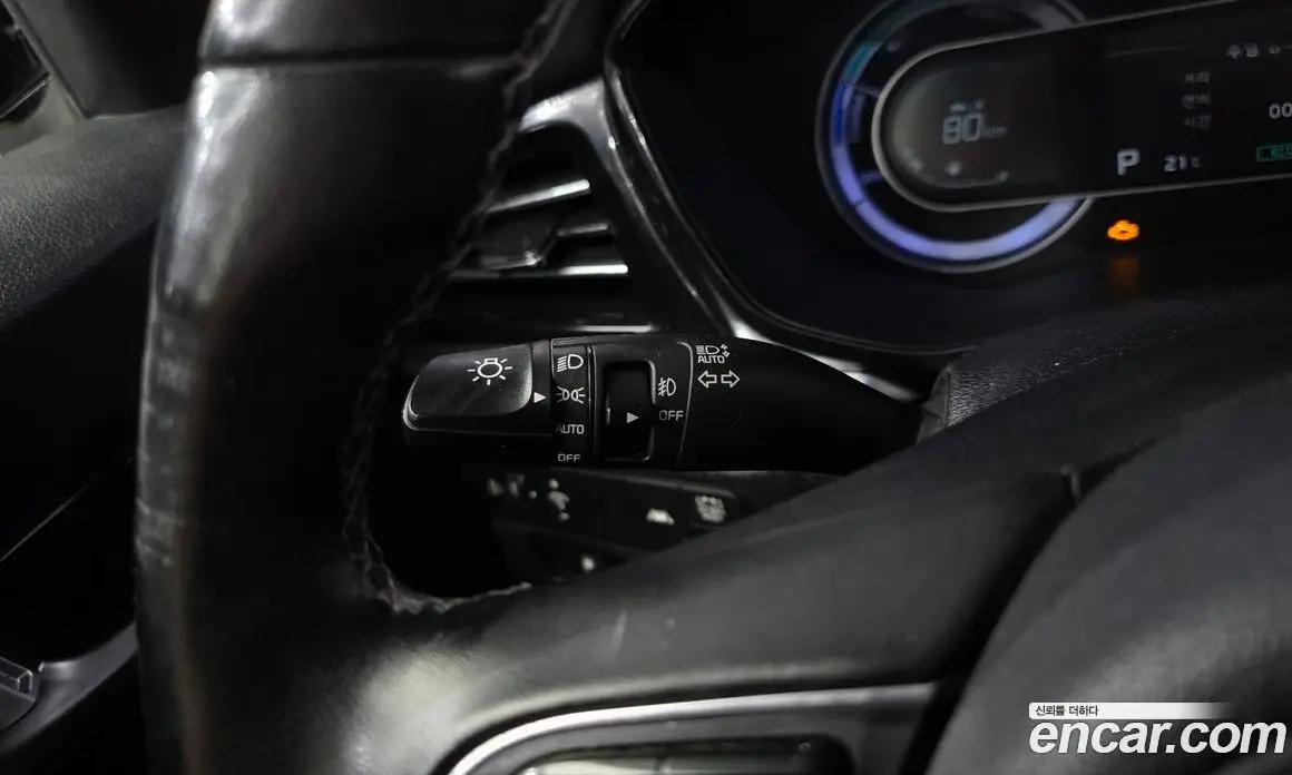 Kia Niro 2019 1.6 автомат (гидро), фото 16