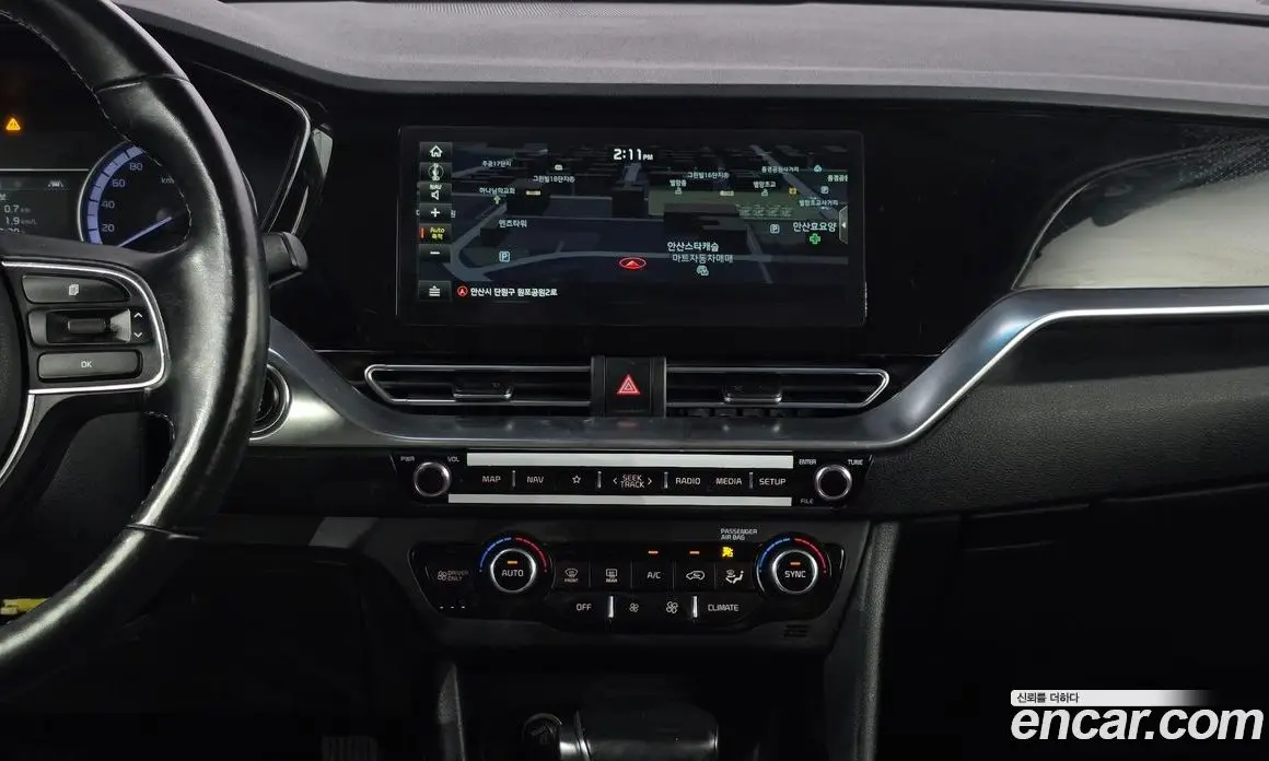 Kia Niro 2019 1.6 автомат (гидро), фото 18