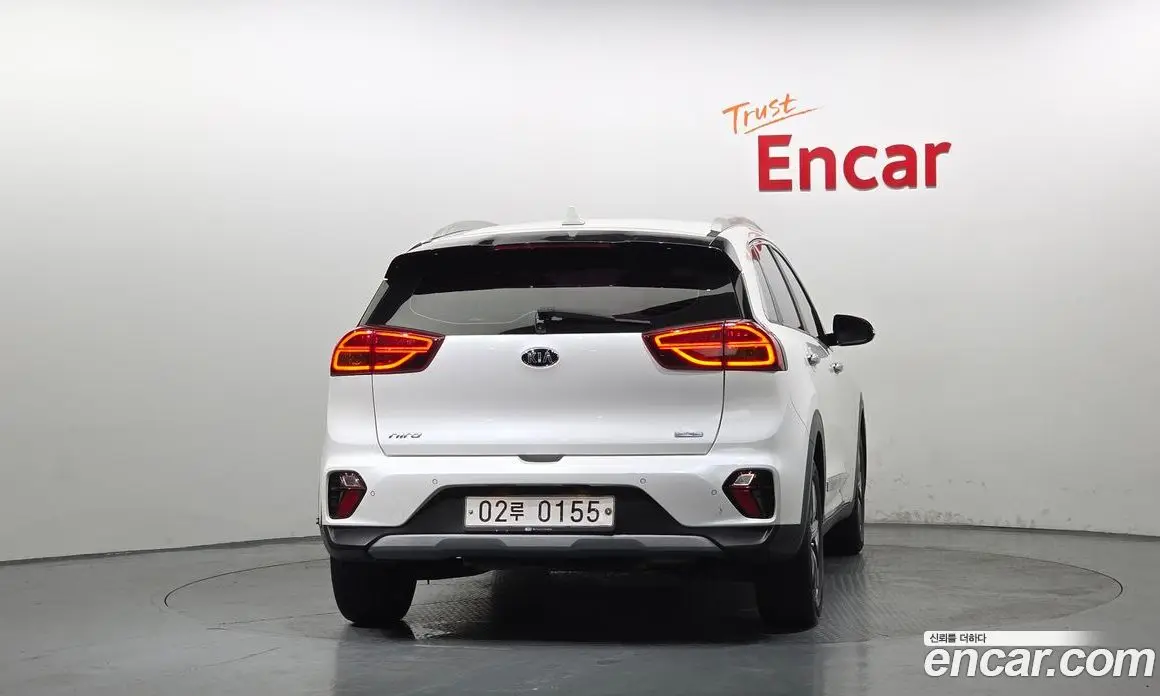 Kia Niro 2019 1.6 автомат (гидро), фото 4