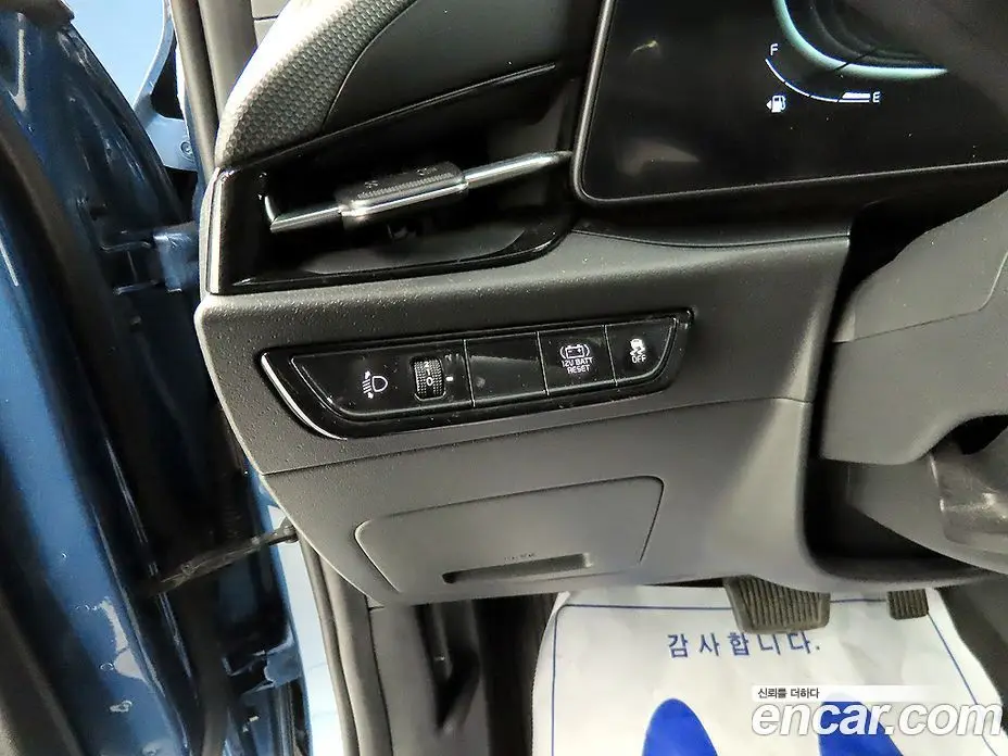 Kia Niro 2022 1.6 автомат (гидро), фото 17