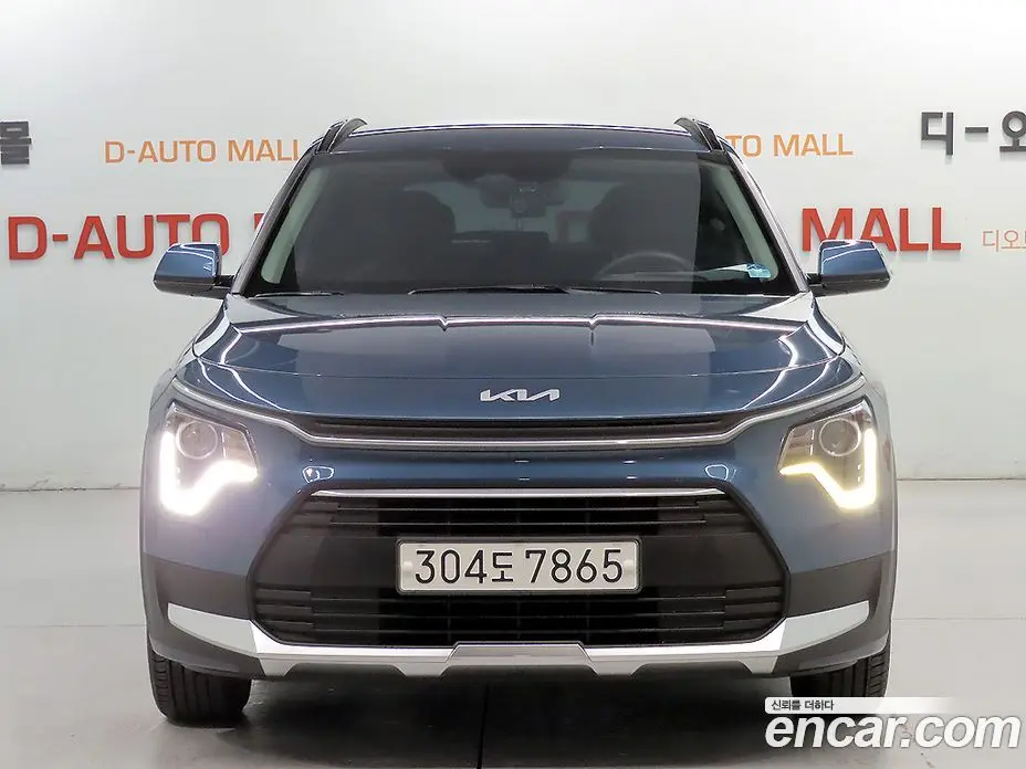 Kia Niro 2022 1.6 автомат (гидро), фото 3