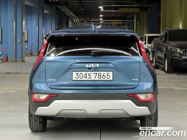 Kia Niro 2022 1.6 автомат (гидро), миниатюра 4