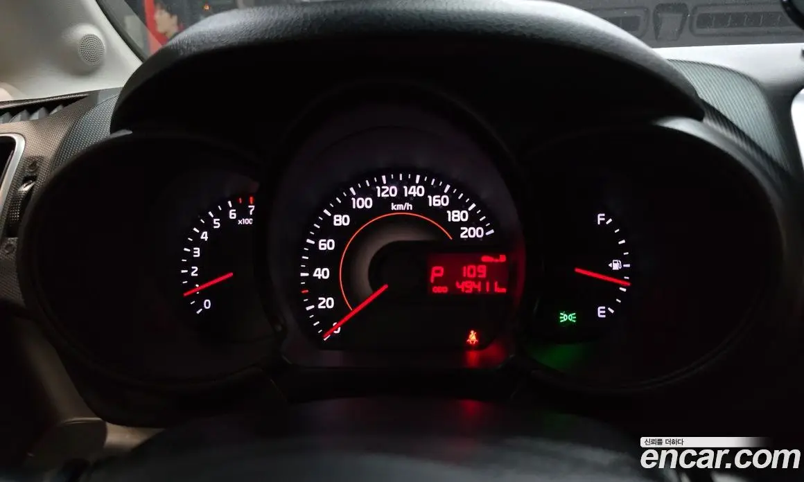 Kia Ray 2019 1.0 автомат (гидро), фото 11