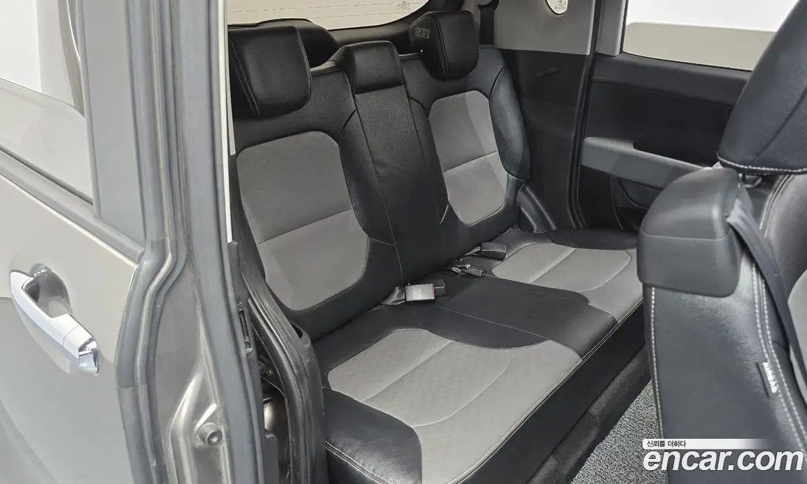 Kia Ray 2019 1.0 автомат (гидро), фото 17