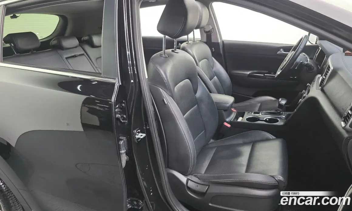 Kia Sportage 2015 2.0 автомат (гидро), фото 16