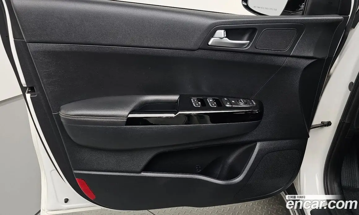 Kia Sportage 2015 2.0 автомат (гидро), фото 13