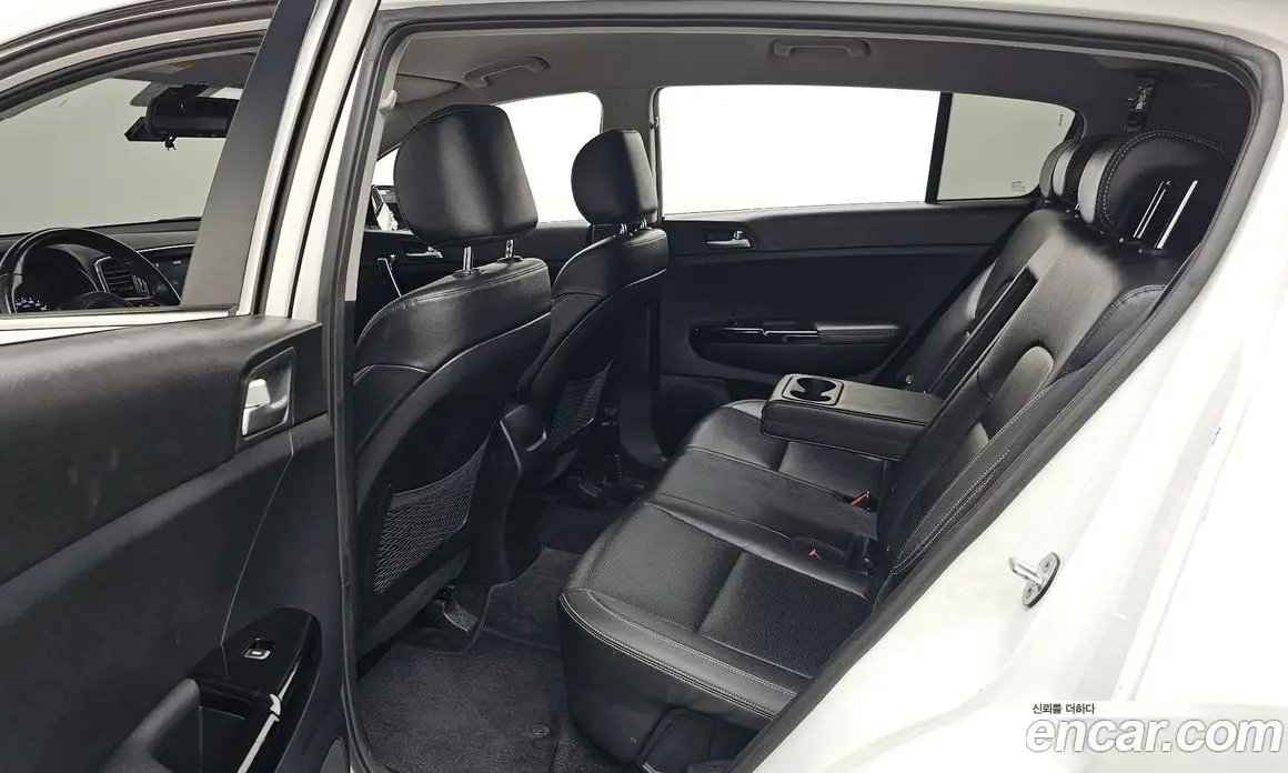 Kia Sportage 2015 2.0 автомат (гидро), фото 15