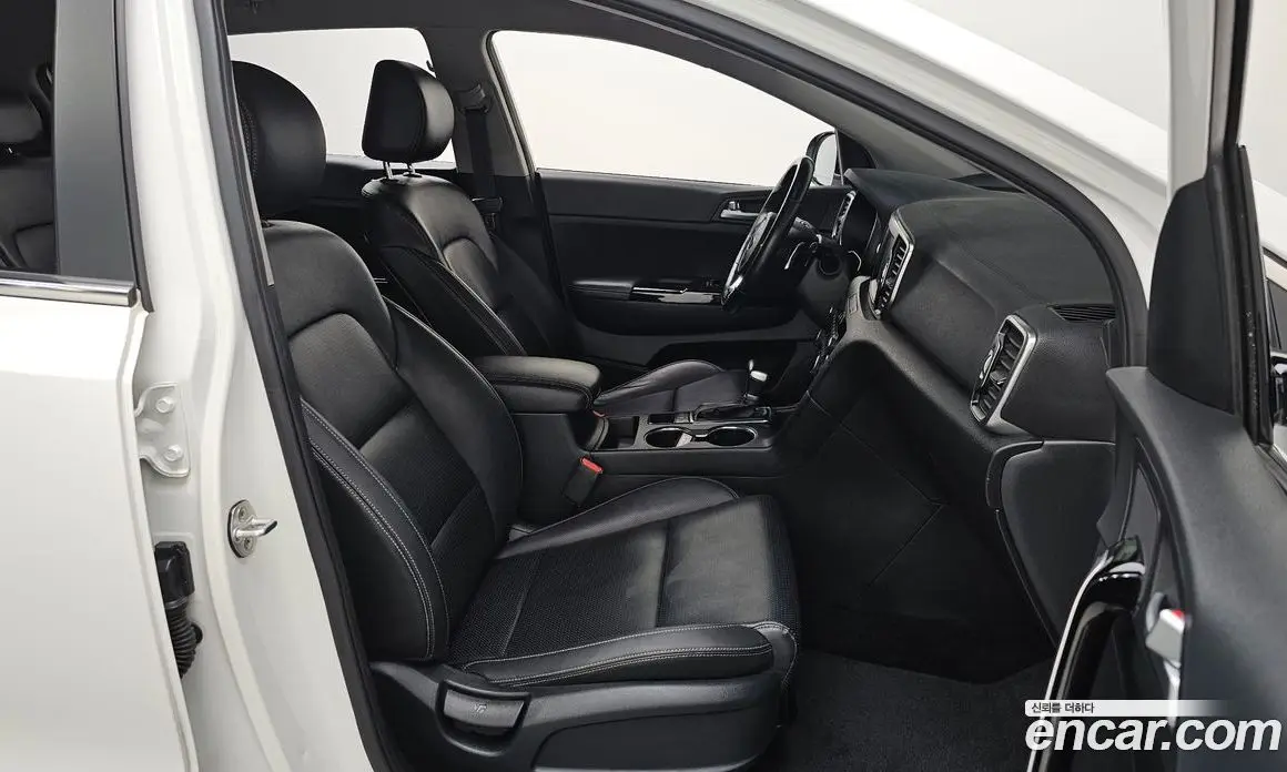 Kia Sportage 2015 2.0 автомат (гидро), фото 16